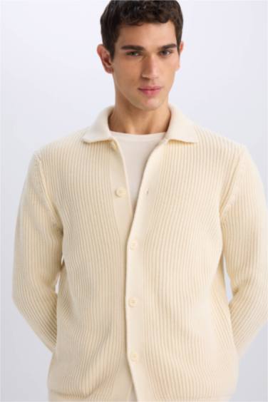 Standard Fit Polo Collar Knitwear Cardigan
