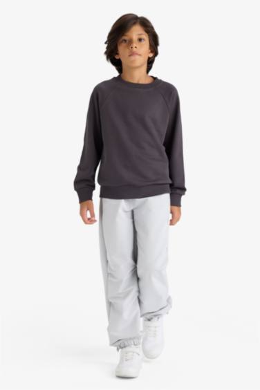 Boy Basic Crew Neck Sweatshirt