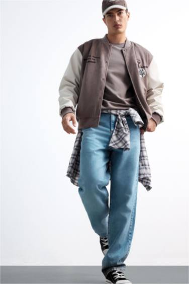 Jean baggy à jambes larges