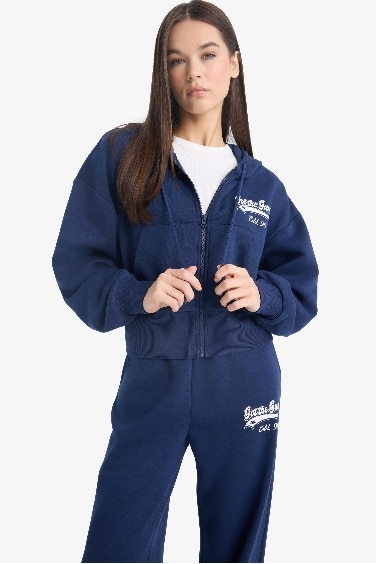 جاكيت تقيل اوفر سايز بغطاء للرأس بجيب