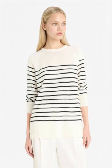 Pull rayé à col rond Coupe régulière