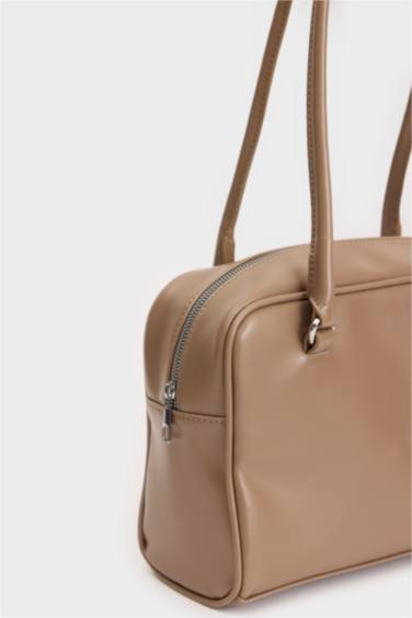 Woman Faux Leather Shoulder Bag