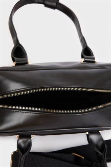 Woman Faux Leather Shoulder Bag