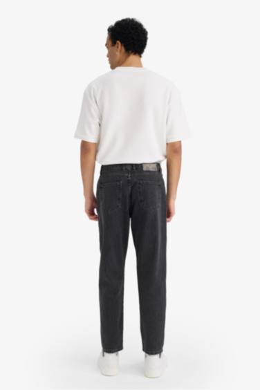 سروال جينز 90’S سليم فيت بساق ضيق