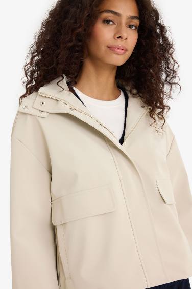 جاكيت مطر قصة عادية بكابيشون مبطن