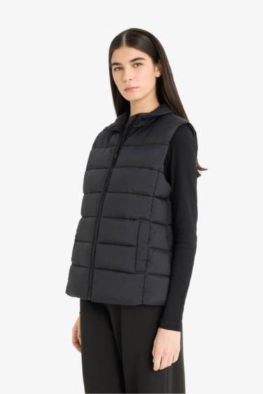 Waterproof Zipered Vest