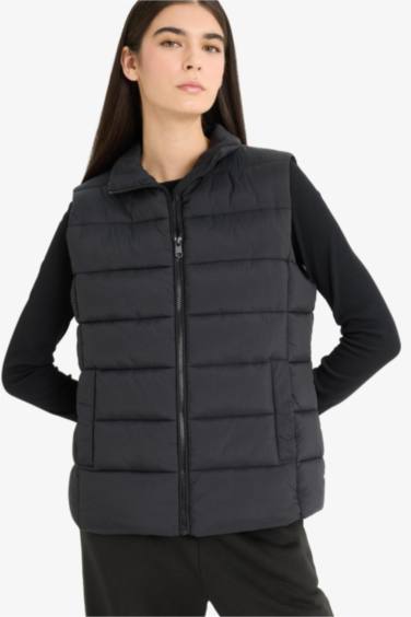 Waterproof Zipered Vest