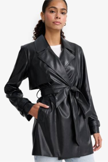 Trench court en simili cuir avec ceinture et poches Coupe décontractée