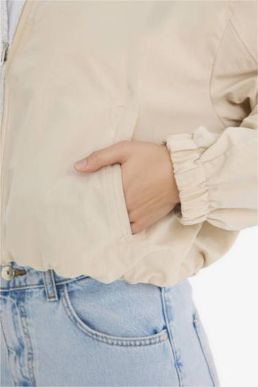 бас киімді Пальто