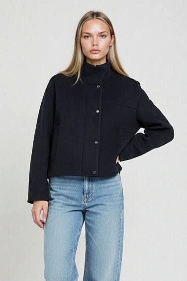 Regular Fit Kaşe Düğmeli Kısa Kaban