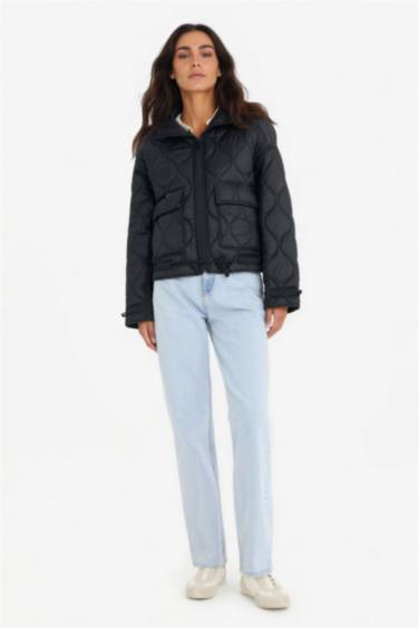 قمصلة نفخ قصة عادية مقاوم للماء مبطن