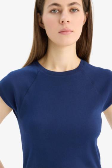 Slim Fit Crew Neck Basic T-Shirt