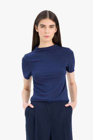 Woman Long Sleeve T-Shirt