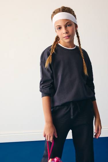 Girl Relax Fit Crew Neck Long Sleeve T-Shirt