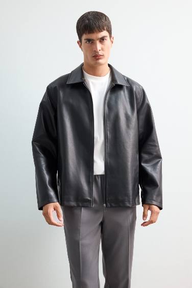 جاكيت جلد صناعي قصة عادية بياقة قميص