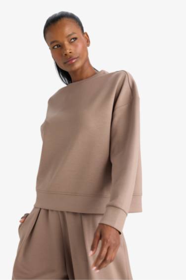 Oversize Fit Long Sleeve Sweatshirt