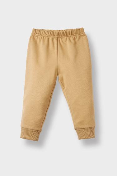 طقم بيبي اولادي سويت شيرت وسويت بانتس بطبعة شعار - قطعتين