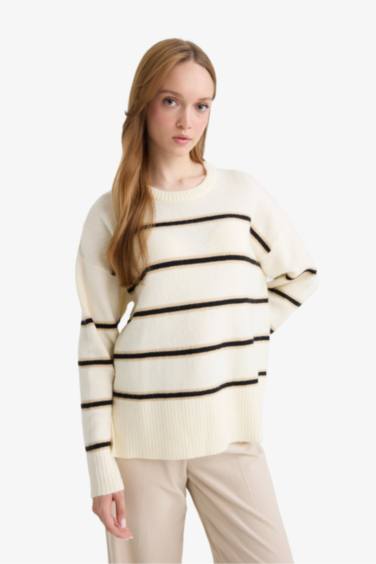 Pull tricot à col rond Coupe décontractée