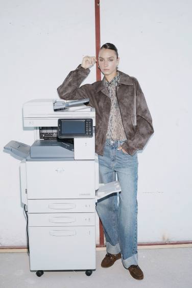 Baggy Fit High Waist Washed Jeans