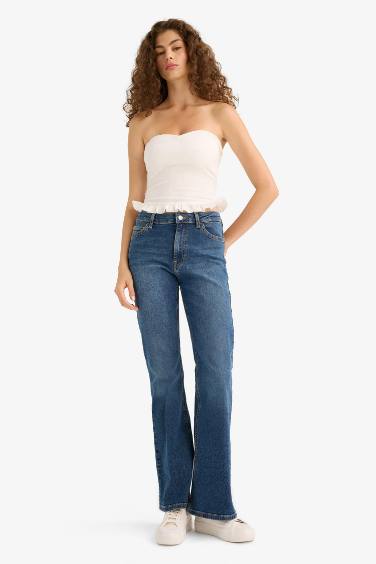 Mia Flare Fit Regular Waist Jeans