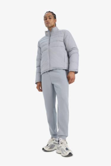 جاكيت وتر بروف شتوي قصة عادية بجيب من DeFactoFit