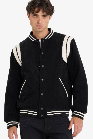 Su İtici Regular Fit Kolej Yaka Bomber Çıtçıtlı İç Cepli Mont