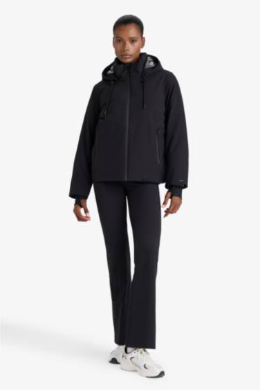 Jacket zippée à capuche imperméable avec doublure en polaire de DeFactoFit
