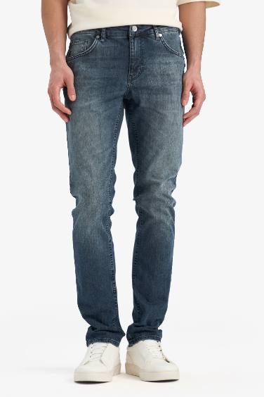 Pedro Slim Fit Normal Waist Skinny Leg Jeans