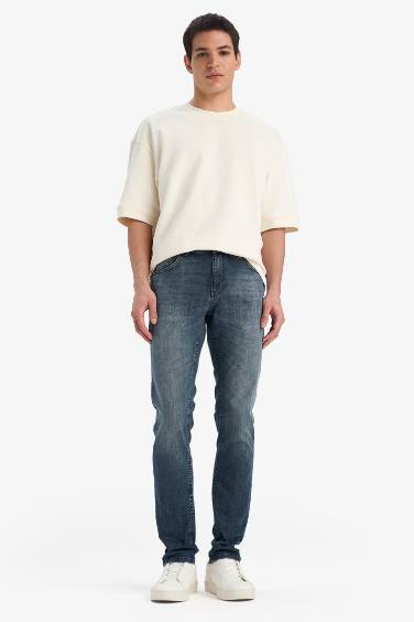 Pedro Slim Fit Normal Waist Skinny Leg Jeans