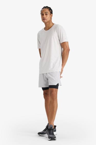 DeFactoFit Slim Fit Узкий Покрой с Круглым Воротом Быстросохнущая Дышащая Эластичная Ткань Печать Спортивная Футболка с Коротким Рукавом