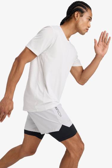 DeFactoFit Slim Fit Узкий Покрой с Круглым Воротом Быстросохнущая Дышащая Эластичная Ткань Печать Спортивная Футболка с Коротким Рукавом