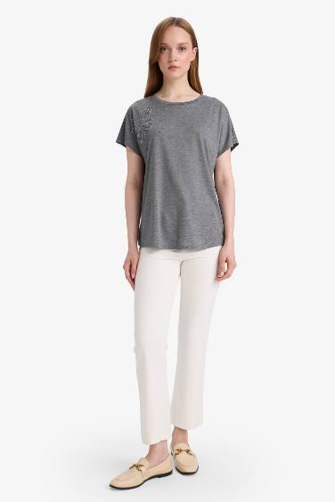 Crew Neck Stone Printed Short Sleeve T-shirt