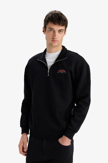 Sweatshirt Boxy imprimé House Of The Dragon à col montant et fermeture zip