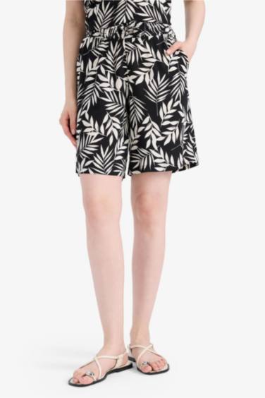 شورت قصة عادية بجيب وخصر مطاطي