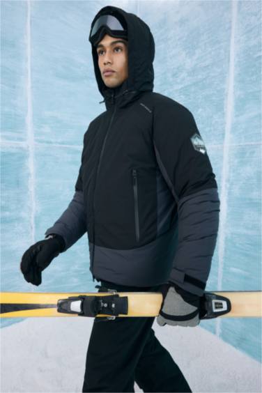 Water Repellent Regular Fit Puffer Jacket