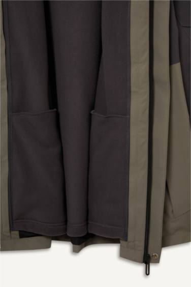 басып шығарылған бас киімді Пальто