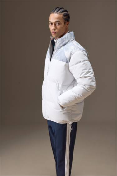 Водонепроницаемая, ветрозащитная оверсайз куртка DeFactoFit на молнии.