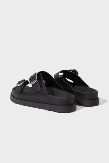 Sandales à deux brides en simili cuir pour femme