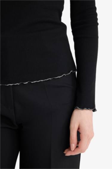 بلوز ردن طويل مضلع