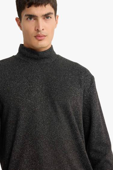 Regular Fit Long Sleeve Sweatshirt