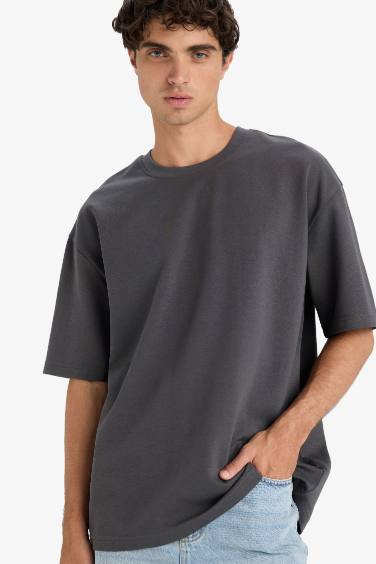 Oversize Fit Crew Neck Short Sleeve T-Shirt