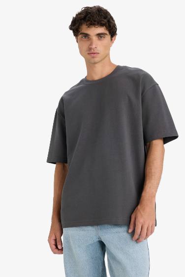 Oversize Fit Crew Neck Short Sleeve T-Shirt