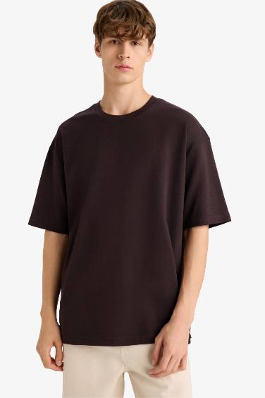 تيشيرت نص كم اوفر سايز برقبة مستديرة