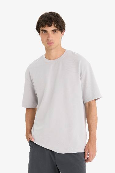 Oversize Fit Crew Neck Short Sleeve T-Shirt
