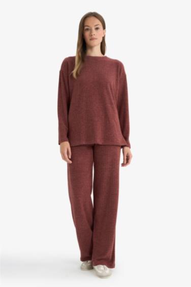 بنطلون محاك قصة مستقيمة برجل عادية