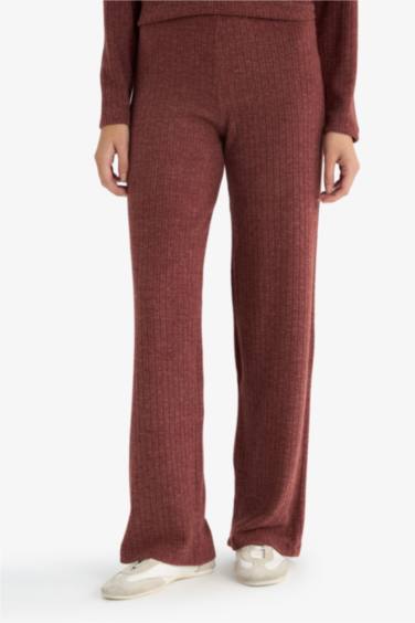 بنطلون محاك قصة مستقيمة برجل عادية