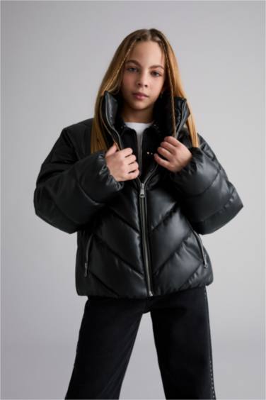 جاكيت بامب بناتي بياقة عالية