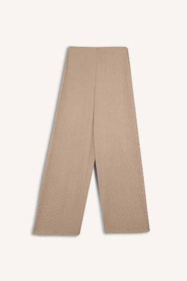 Wide Leg Crinkle Trousers