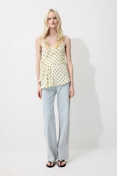 Slim Fit Polka Dot V-Neck Tank Top