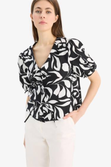 Regular Fit V-Neck Floral Long Sleeve Blouse